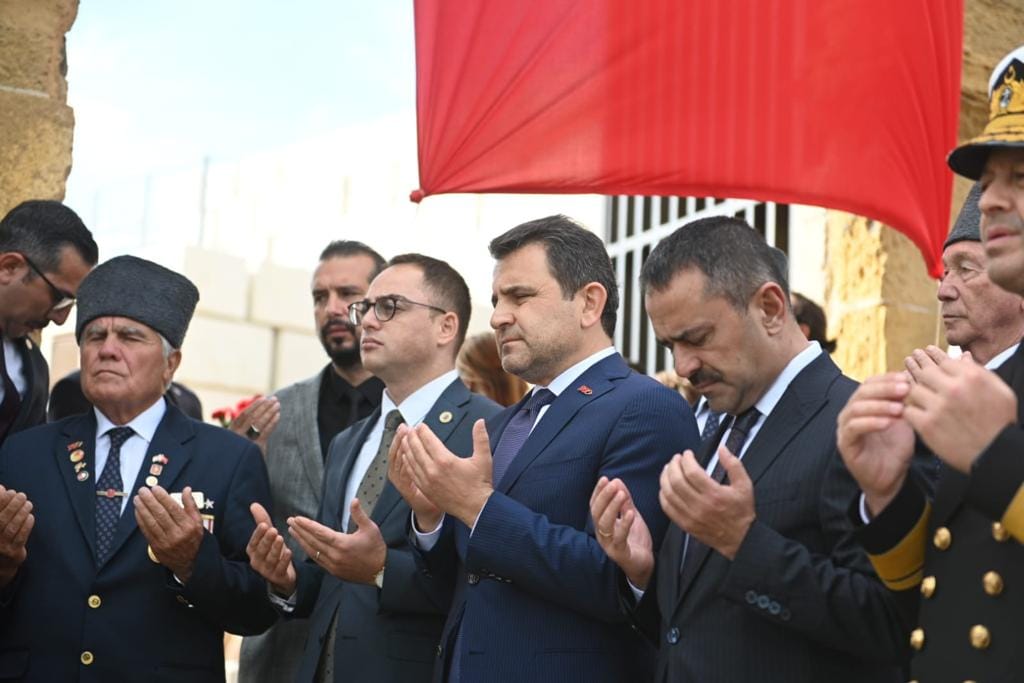 3 Kasım 1914 tarihinde, Seddülbahir Kalesi'ndeki şehitlerimiz anma programı gerçekleştirildi.